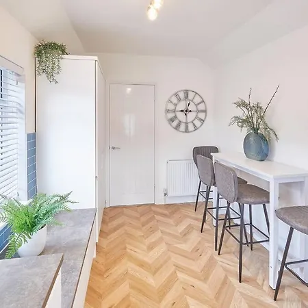 Marshlands 레드카