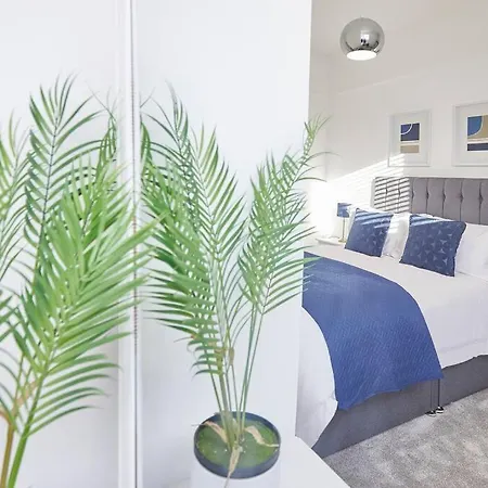 Marshlands 아파트