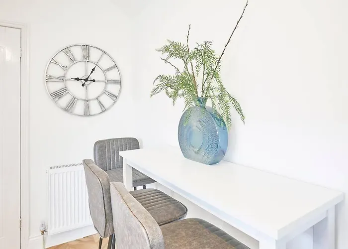 아파트 Marshlands *